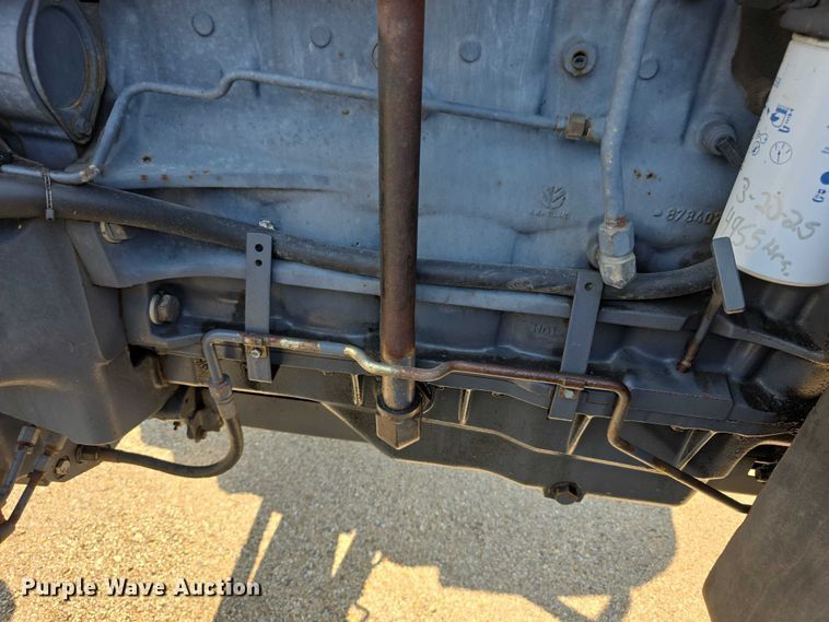 image for item EF3763 1998 New Holland  8260 MFWD tractor