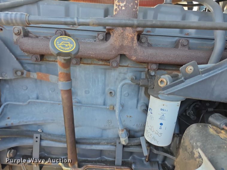 image for item EF3763 1998 New Holland  8260 MFWD tractor