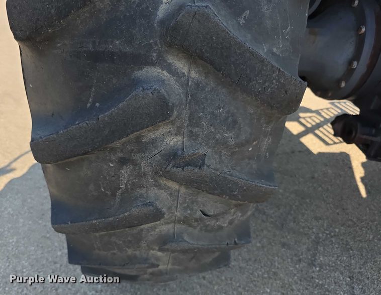 image for item EF3763 1998 New Holland  8260 MFWD tractor