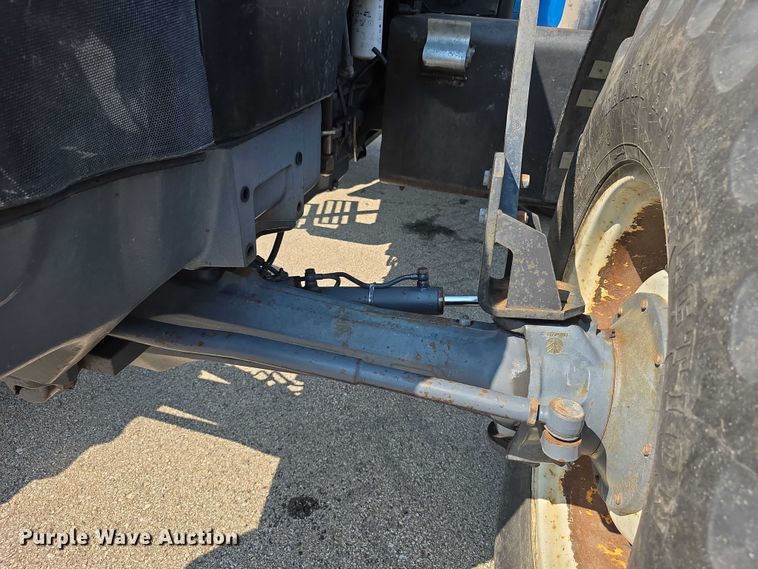 image for item EF3763 1998 New Holland  8260 MFWD tractor