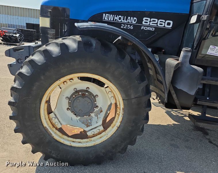 image for item EF3763 1998 New Holland  8260 MFWD tractor