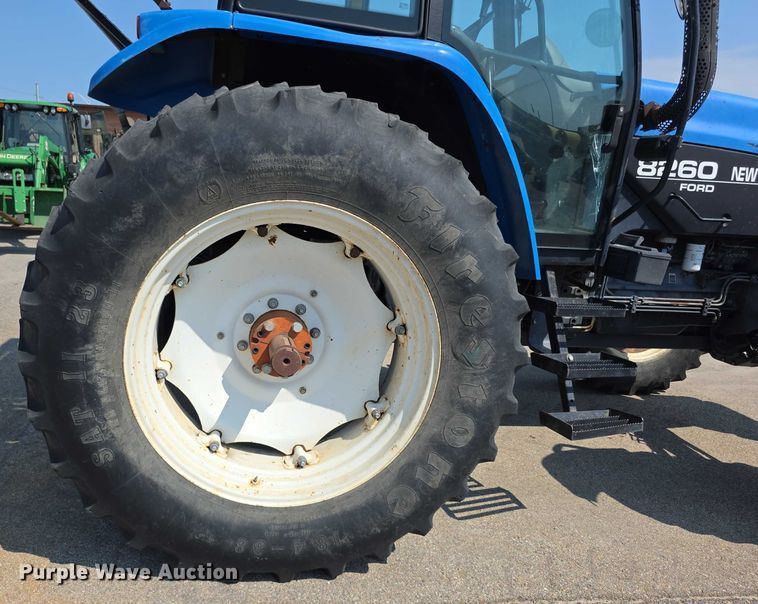 image for item EF3763 1998 New Holland  8260 MFWD tractor