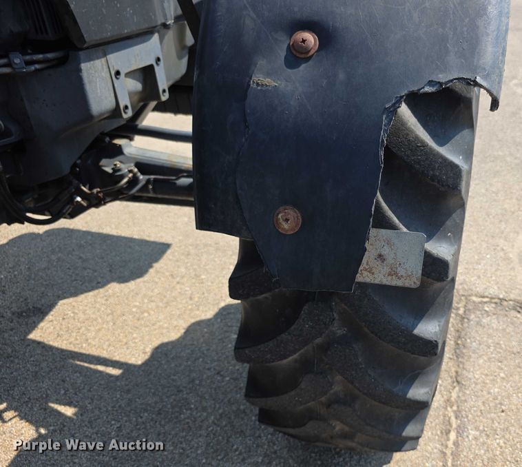 image for item EF3763 1998 New Holland  8260 MFWD tractor