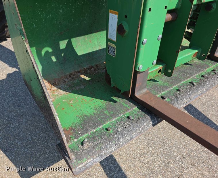 image for item EF3775 2004 John Deere  6320 MFWD tractor