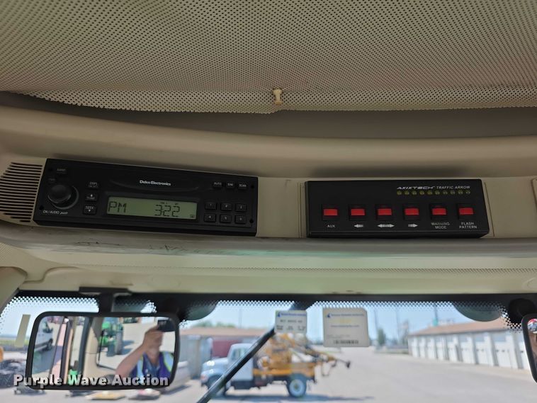 image for item EF3775 2004 John Deere  6320 MFWD tractor