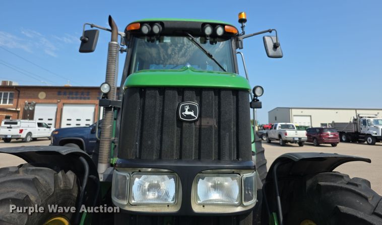 image for item EF3776 2003 John Deere 7220 MFWD tractor
