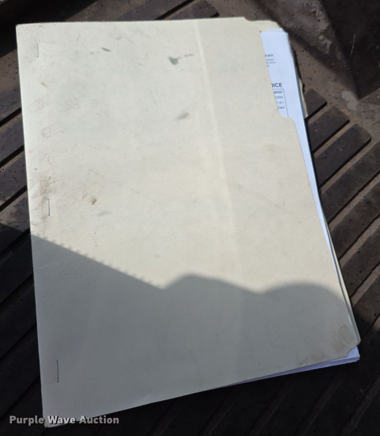 image for item EF3776 2003 John Deere 7220 MFWD tractor