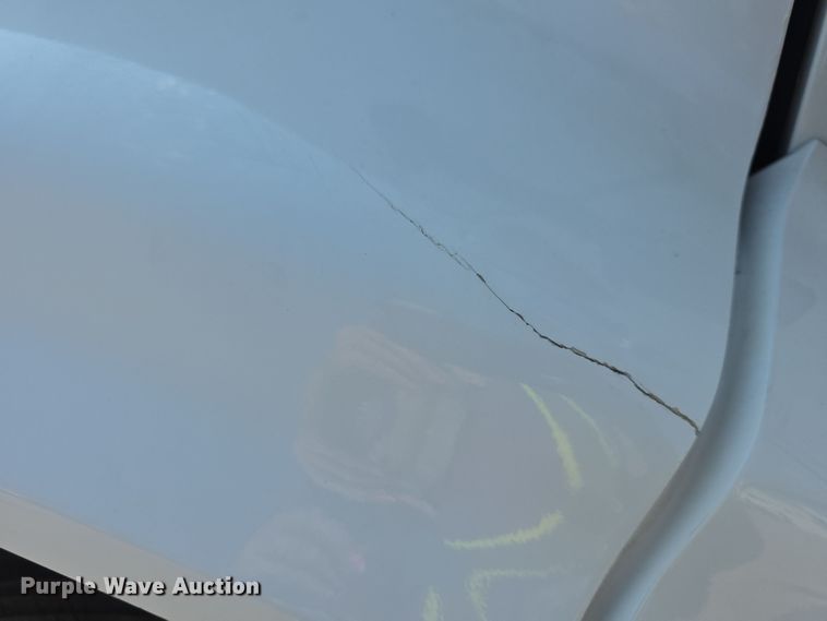 image for item EF3777 1993 International 4700 post driver truck