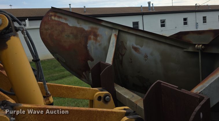 image for item EF3778 2002 John Deere 772CH II motor grader