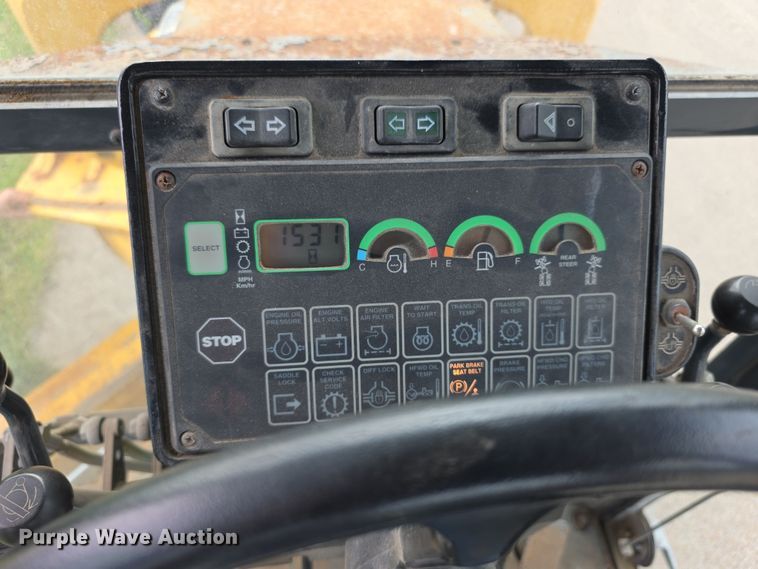 image for item EF3778 2002 John Deere 772CH II motor grader