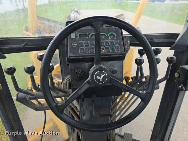 image for item EF3778 2002 John Deere 772CH II motor grader