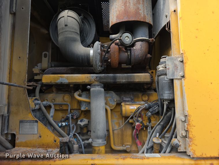 image for item EF3778 2002 John Deere 772CH II motor grader