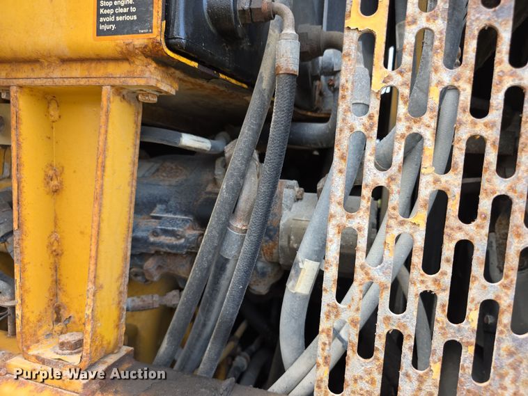 image for item EF3778 2002 John Deere 772CH II motor grader