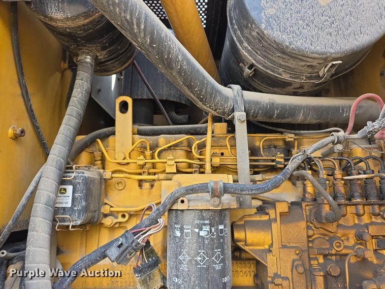 image for item EF3778 2002 John Deere 772CH II motor grader