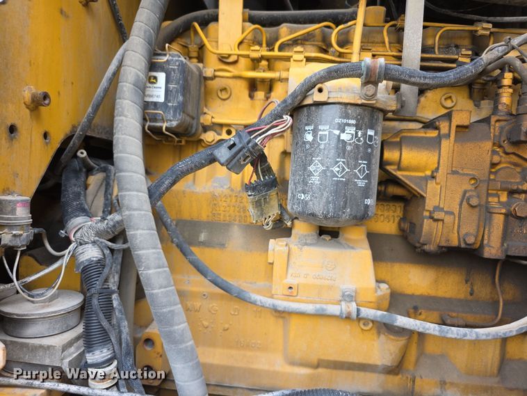 image for item EF3778 2002 John Deere 772CH II motor grader