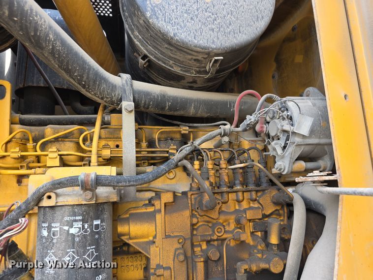 image for item EF3778 2002 John Deere 772CH II motor grader