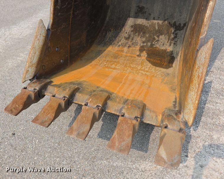 image for item EF3779 2007 Volvo EC240B LC excavator