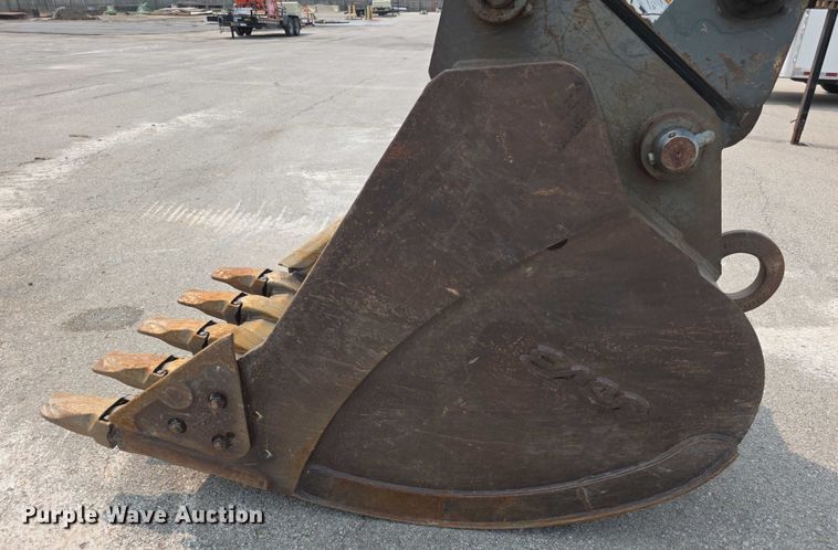 image for item EF3779 2007 Volvo EC240B LC excavator