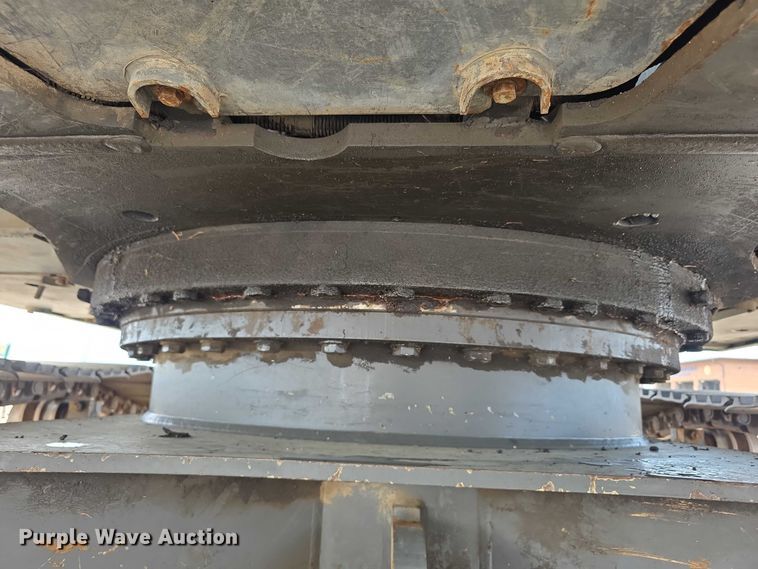 image for item EF3779 2007 Volvo EC240B LC excavator