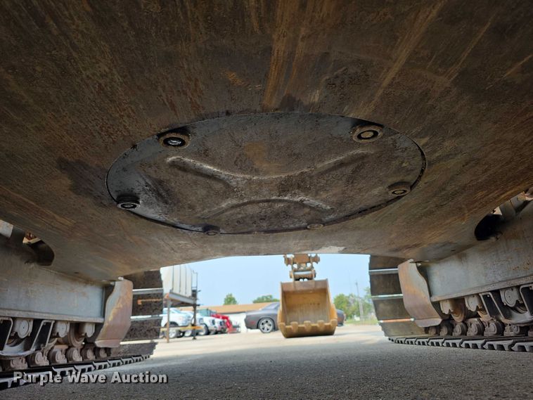 image for item EF3779 2007 Volvo EC240B LC excavator