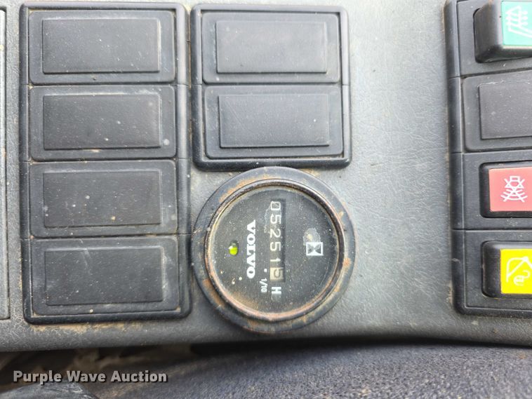 image for item EF3779 2007 Volvo EC240B LC excavator