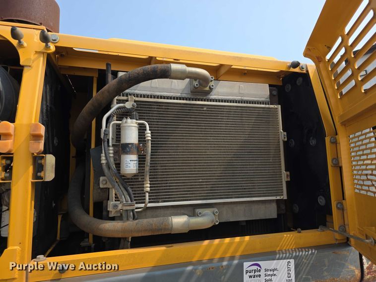 image for item EF3779 2007 Volvo EC240B LC excavator