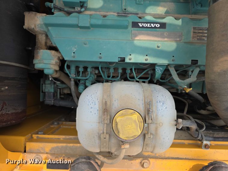 image for item EF3779 2007 Volvo EC240B LC excavator