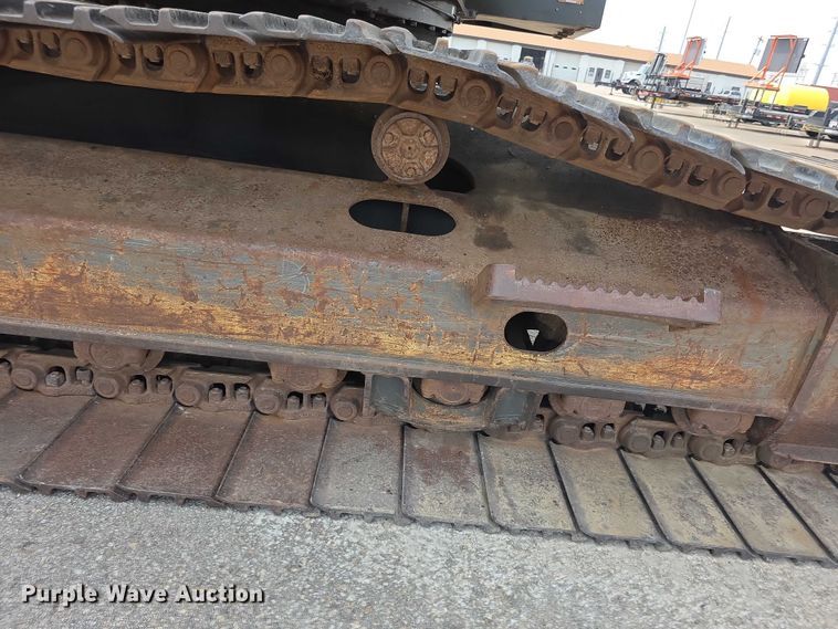 image for item EF3779 2007 Volvo EC240B LC excavator