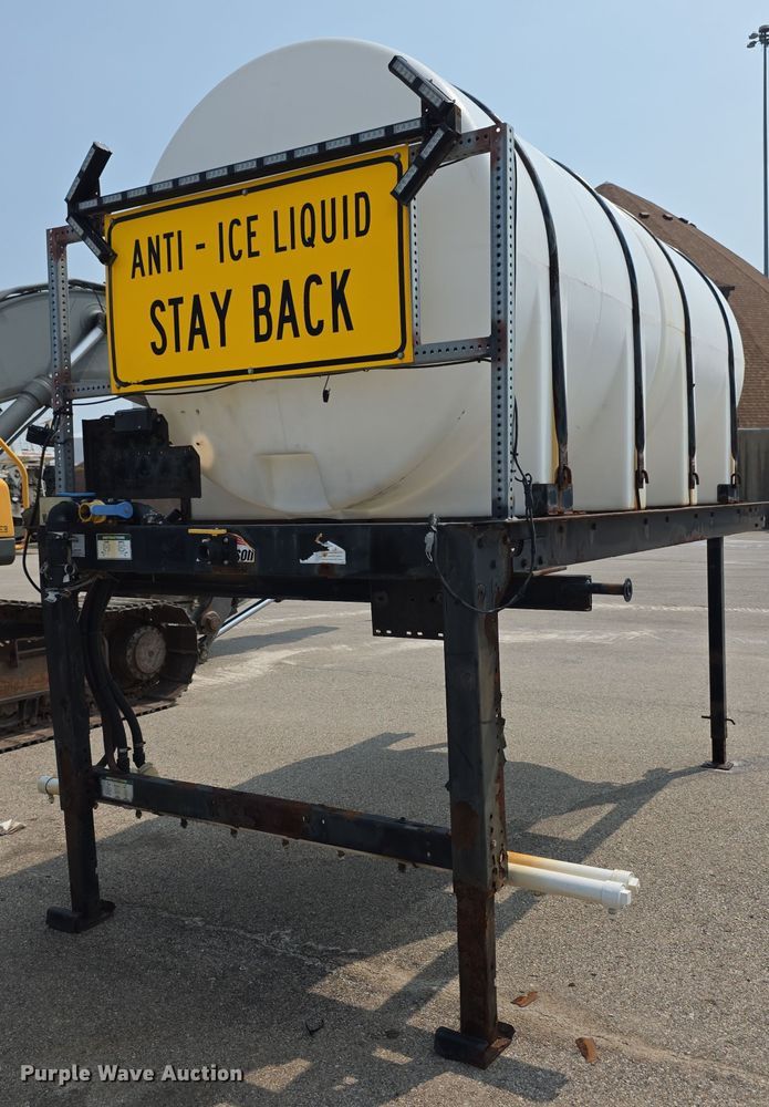 image for item EF3780 Anti-ice tank