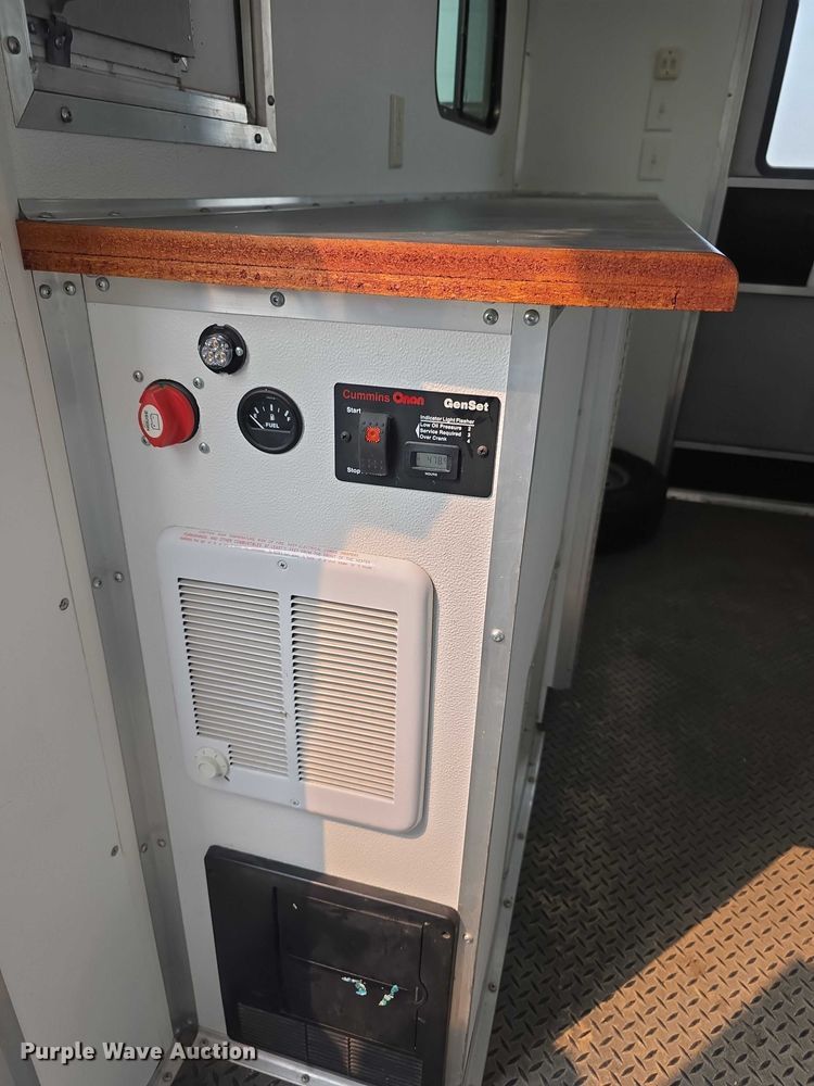 image for item EF3781 2015 Mobile Tech Trailers MTT712TA2 fiber optic splicing trailer