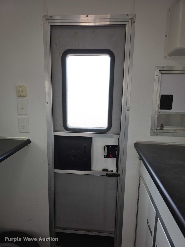 image for item EF3781 2015 Mobile Tech Trailers MTT712TA2 fiber optic splicing trailer