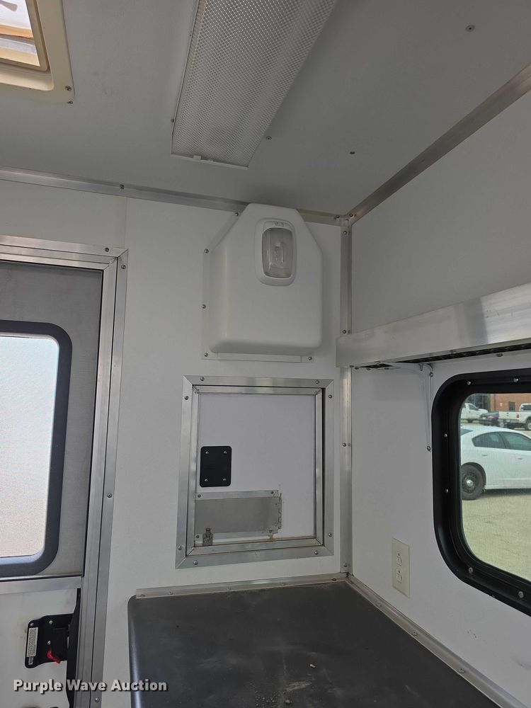 image for item EF3781 2015 Mobile Tech Trailers MTT712TA2 fiber optic splicing trailer