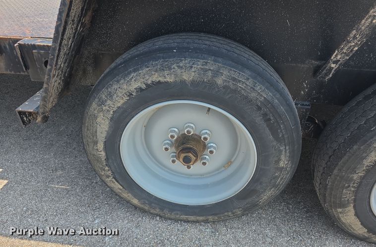 image for item EF3782 2019 Kaufman  FDDT tilt deck equipment trailer