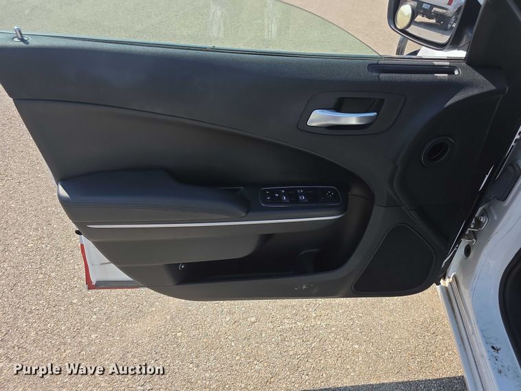 image for item EF3786 2019 Dodge  Charger Police 