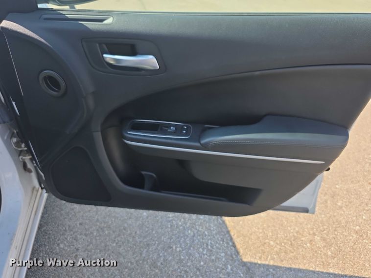 image for item EF3786 2019 Dodge  Charger Police 