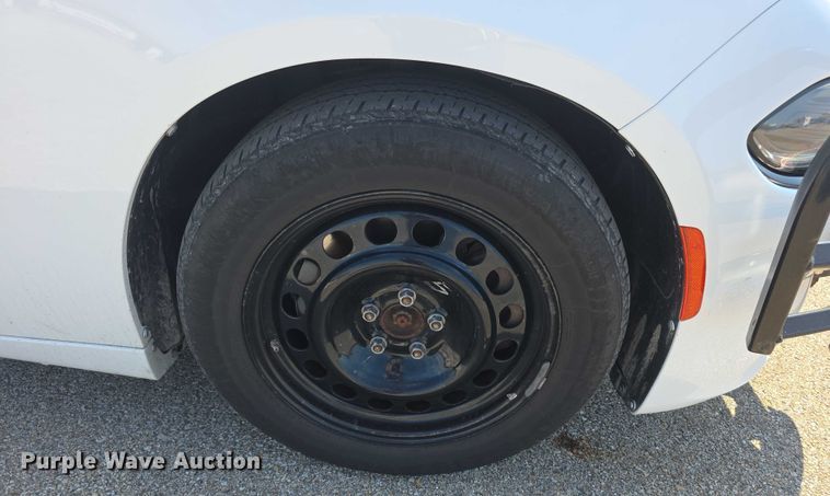 image for item EF3786 2019 Dodge  Charger Police 