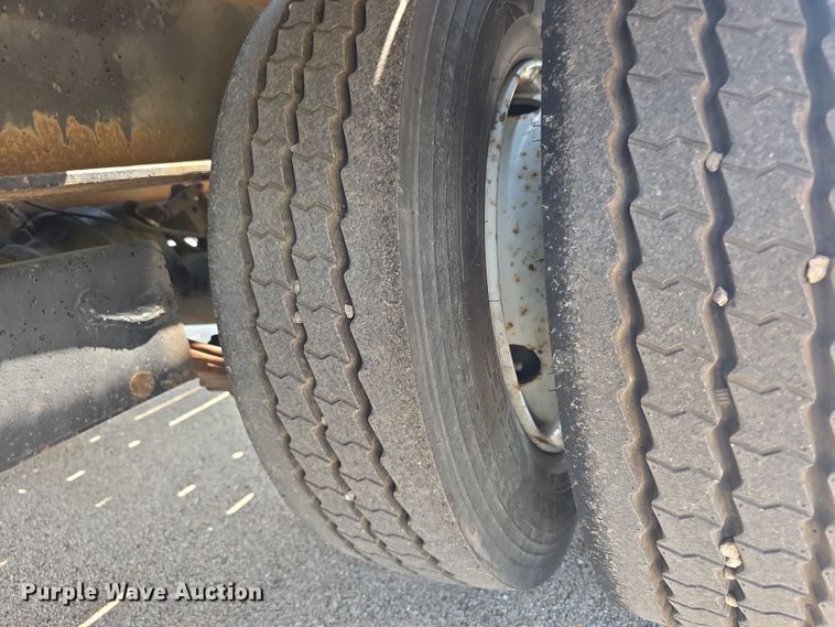 image for item EF3820 2009 Felling DA292 equipment trailer