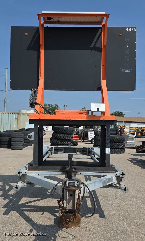 image for item EF3821 2012 Energy Absorption Systems crash attenuator trailer