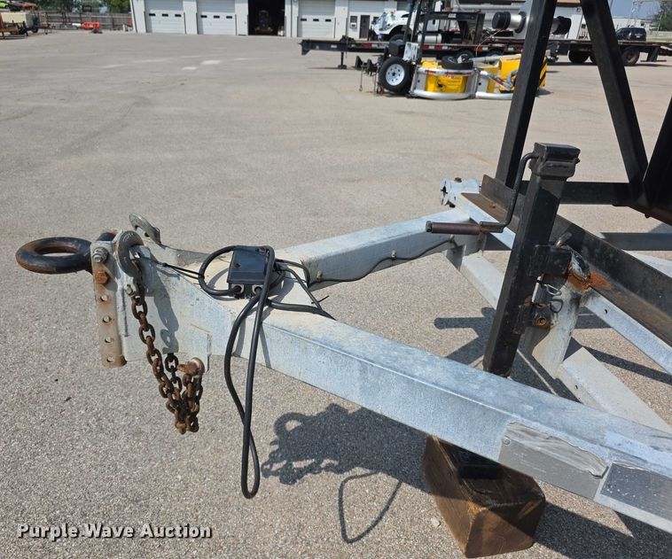 image for item EF3821 2012 Energy Absorption Systems crash attenuator trailer