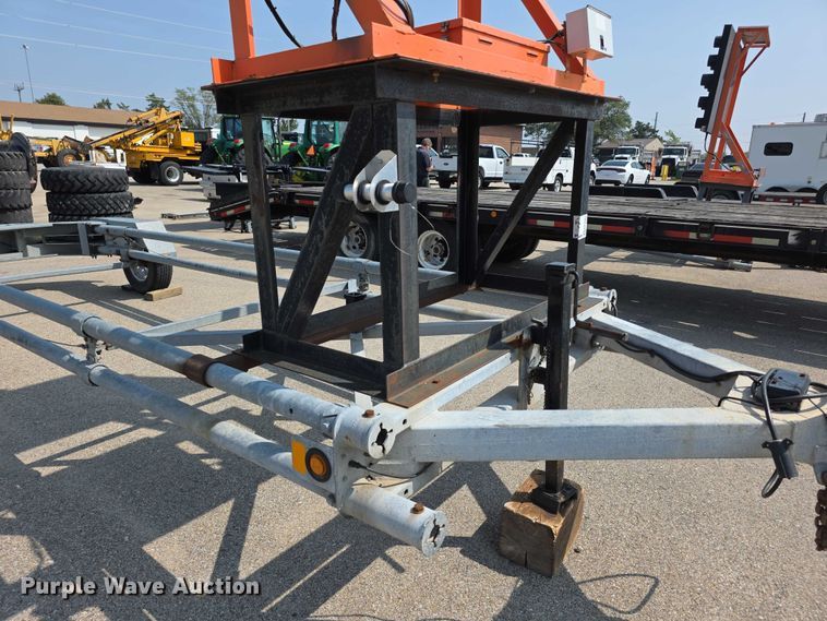 image for item EF3821 2012 Energy Absorption Systems crash attenuator trailer