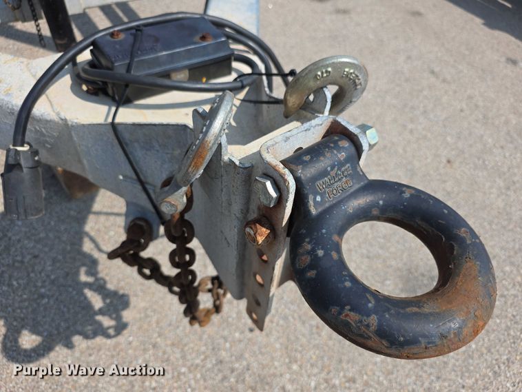 image for item EF3821 2012 Energy Absorption Systems crash attenuator trailer