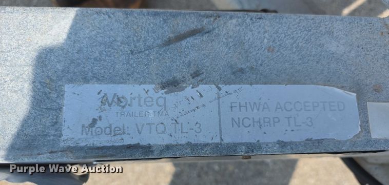 image for item EF3821 2012 Energy Absorption Systems crash attenuator trailer