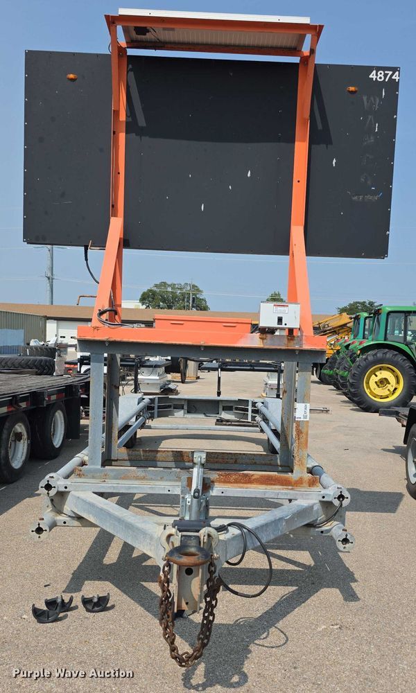 image for item EF3824 2012 Energy Absorption Systems crash attenuator trailer