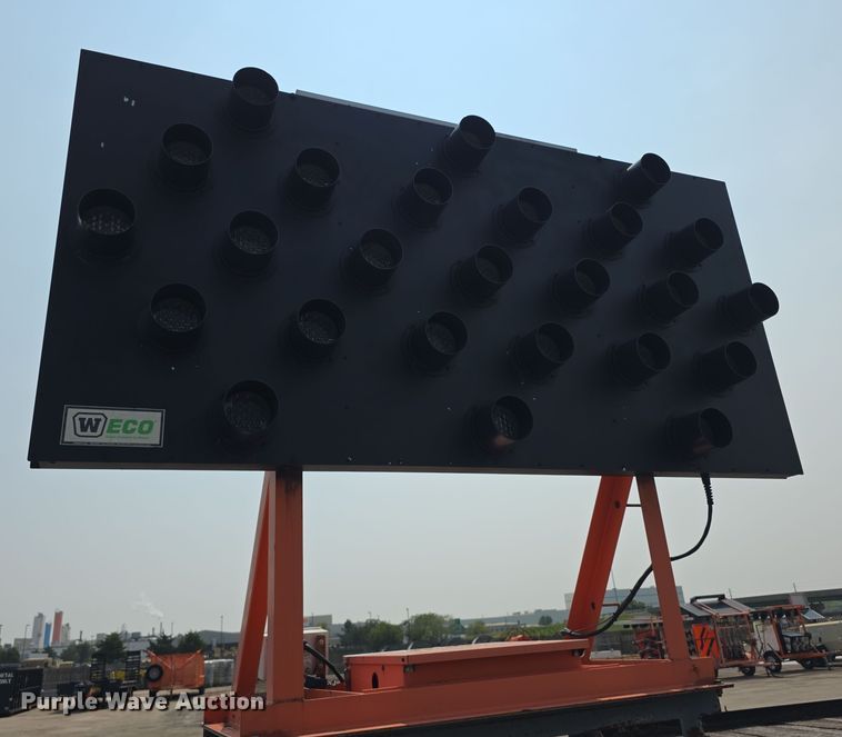 image for item EF3824 2012 Energy Absorption Systems crash attenuator trailer