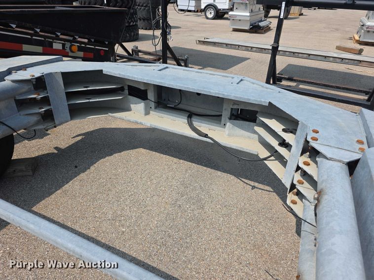 image for item EF3824 2012 Energy Absorption Systems crash attenuator trailer