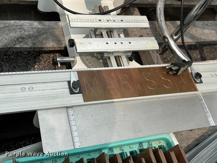 image for item EM8078 Office equipment