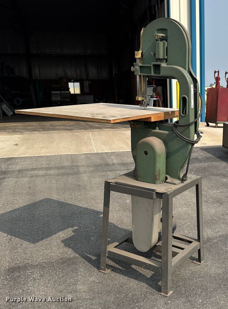 image for item EM8081 Powermatic  140 bandsaw 