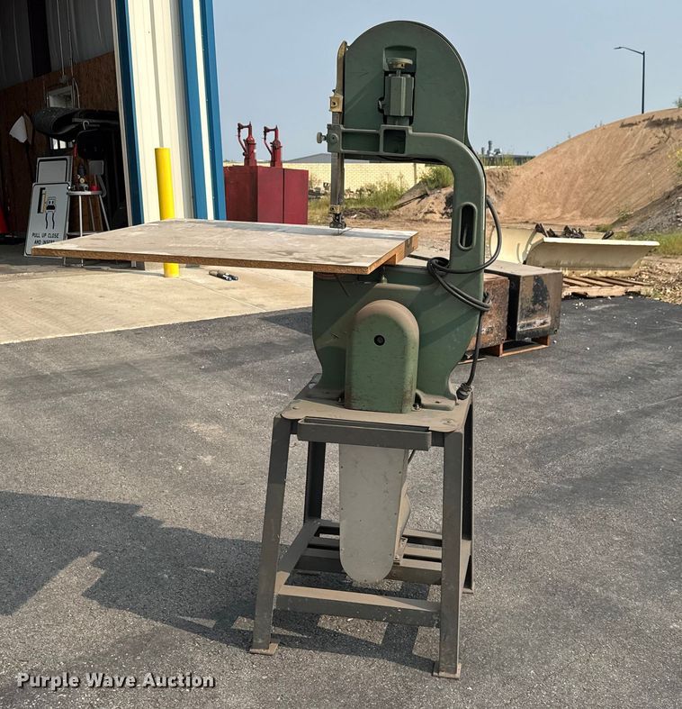 image for item EM8081 Powermatic  140 bandsaw 