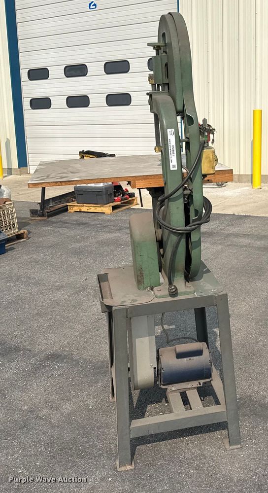 image for item EM8081 Powermatic  140 bandsaw 