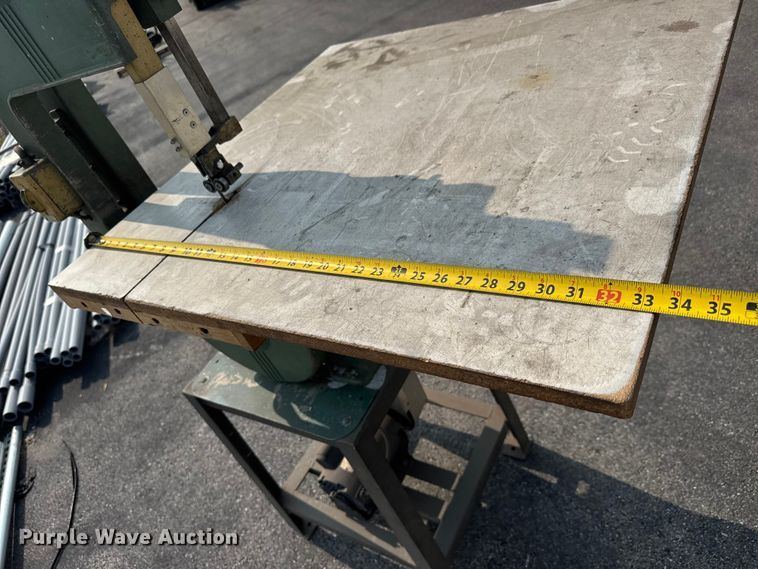 image for item EM8081 Powermatic  140 bandsaw 